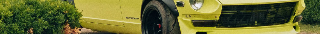 Vehicle with wheel spacers fitted
